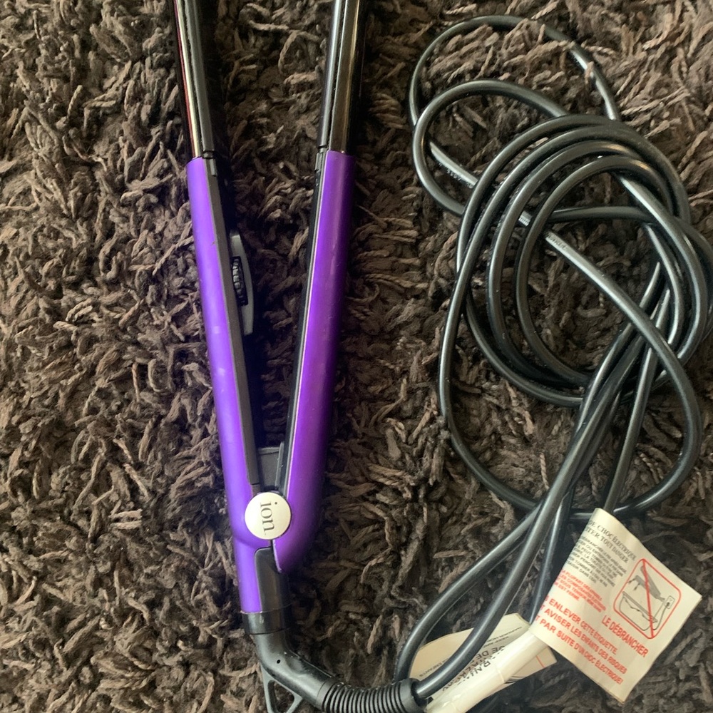 Ion Titanium 1” Flat Irons